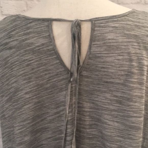 NWT, BCBG Sample Loose-Fit/Lightweight Boxy Tee w/Sequin Details - XS (Fits S) - Picture 6 of 10